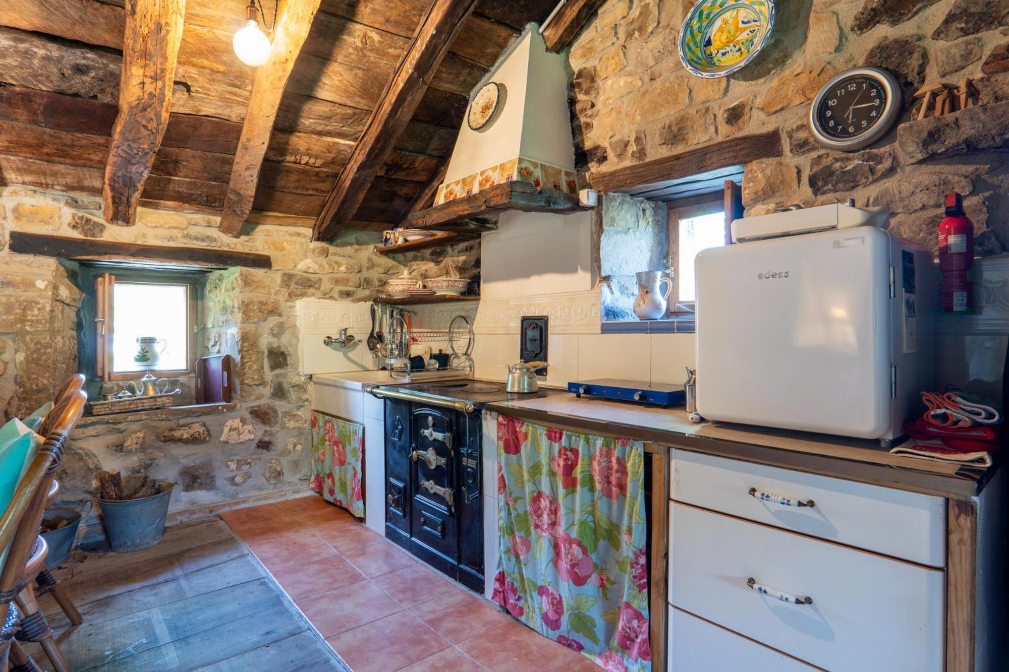 Vivienda Pasiega Lo Lucas 1920 Сан-Роке-де-Риомьера Экстерьер фото